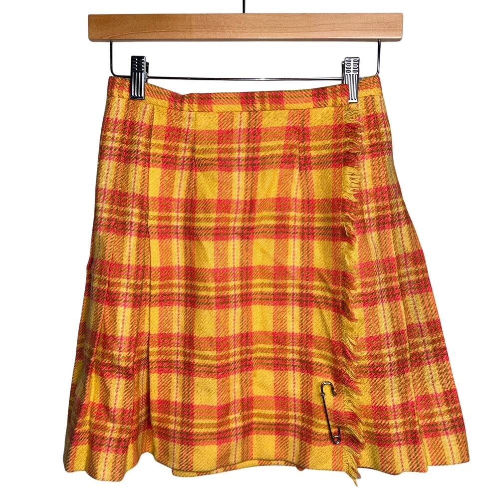 Vintage 60’s Ladybug Plaid Kilt Skirt Size 9